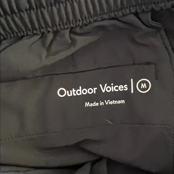 Outdoor Voices Black RekTrek 26” Activewear Pants - Picture 5 of 6